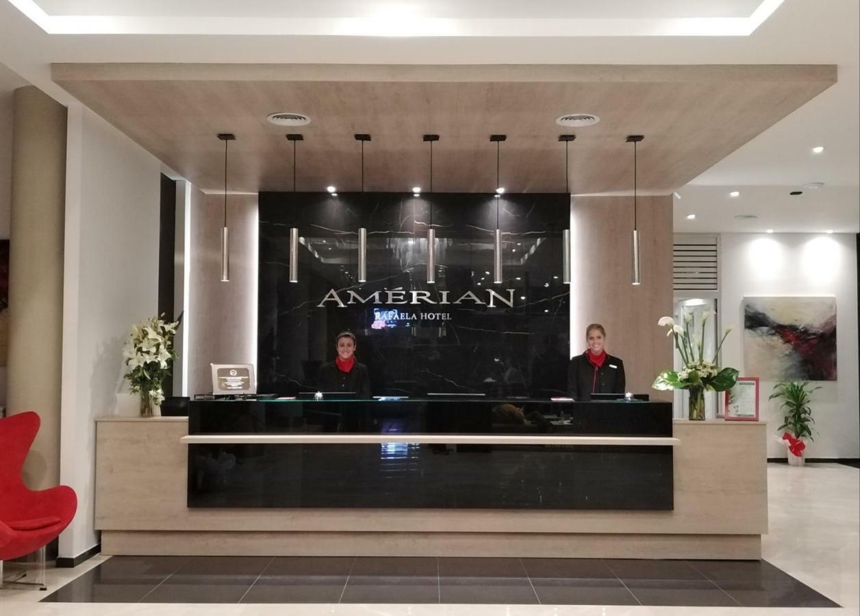 Amerian Hotel